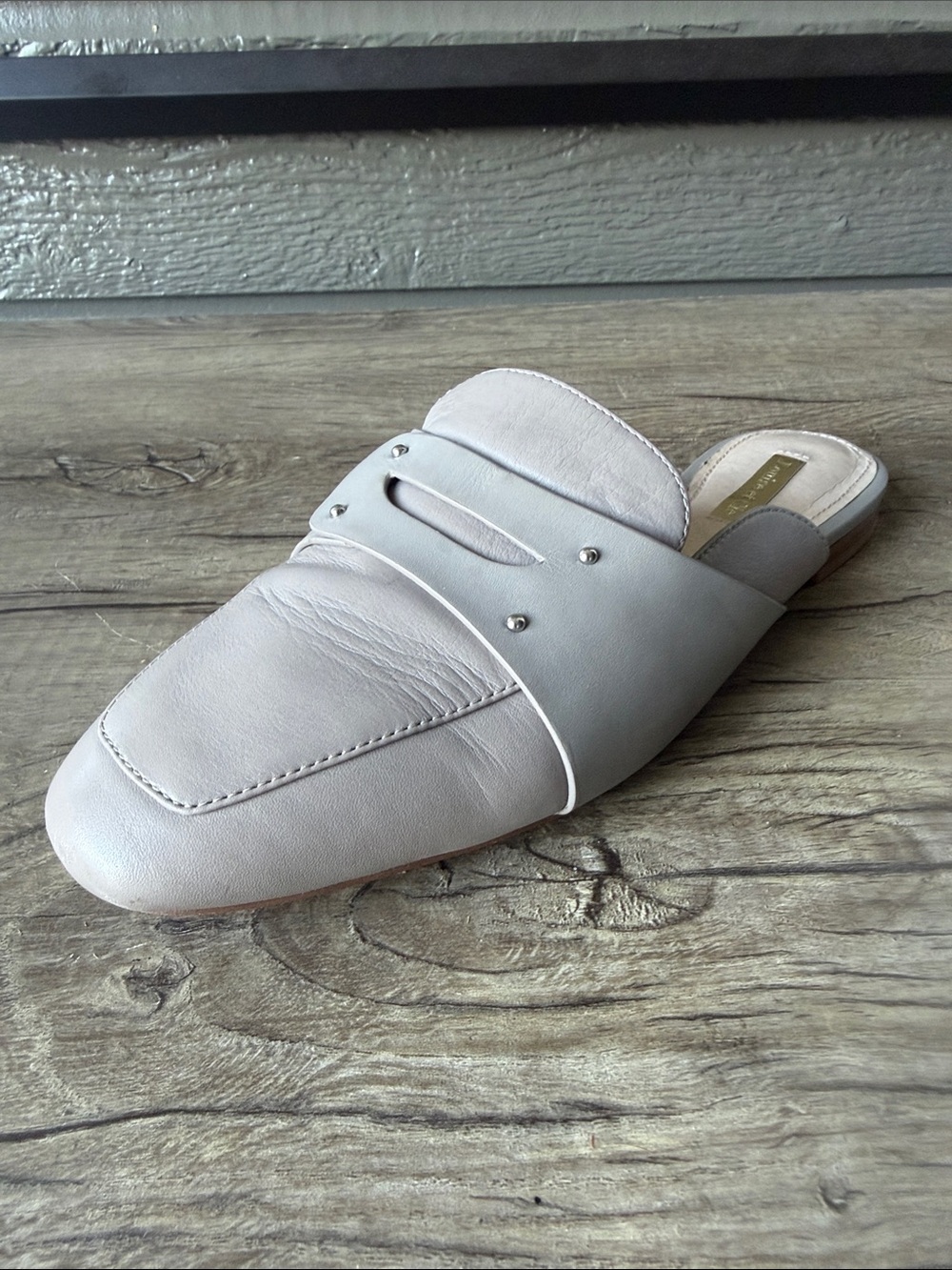Louise et Cie Women's Leather Slide Mules in Light Pink Beige size 8.5 M /UE 39